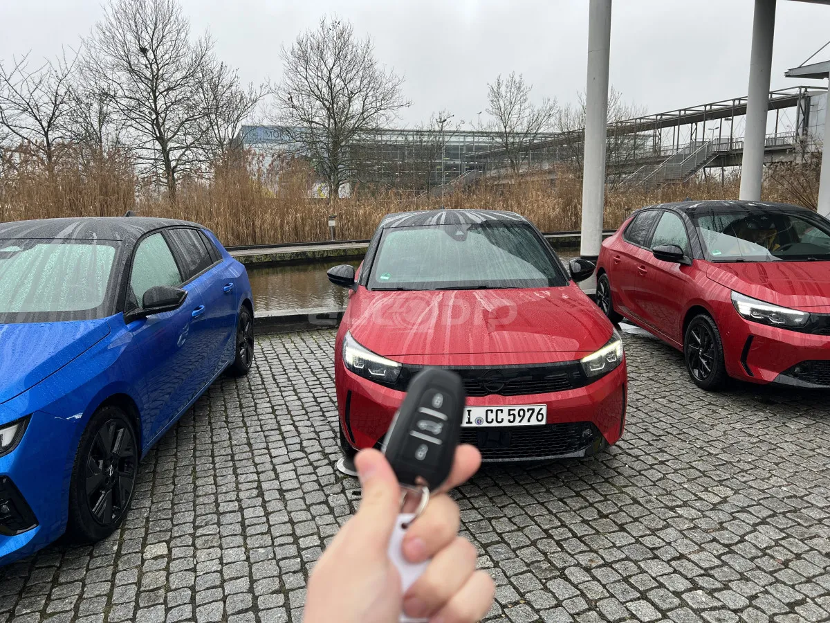 الحفاظ على التقاليد، واعتناق الدقة: رحلة في تراث أوبل الغني