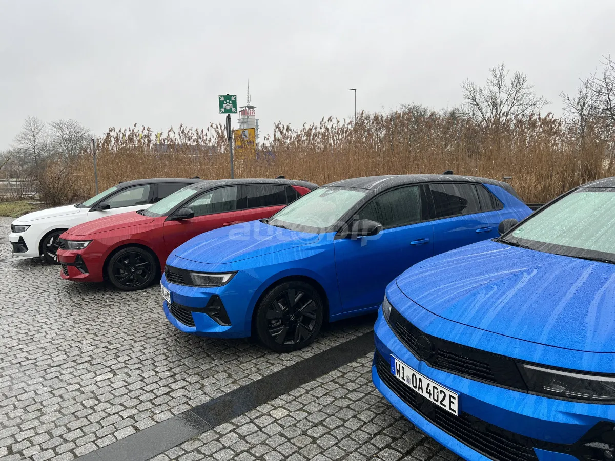 الحفاظ على التقاليد، واعتناق الدقة: رحلة في تراث أوبل الغني