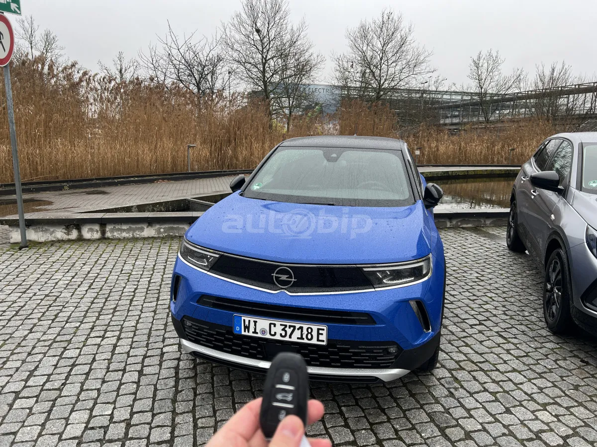 الحفاظ على التقاليد، واعتناق الدقة: رحلة في تراث أوبل الغني