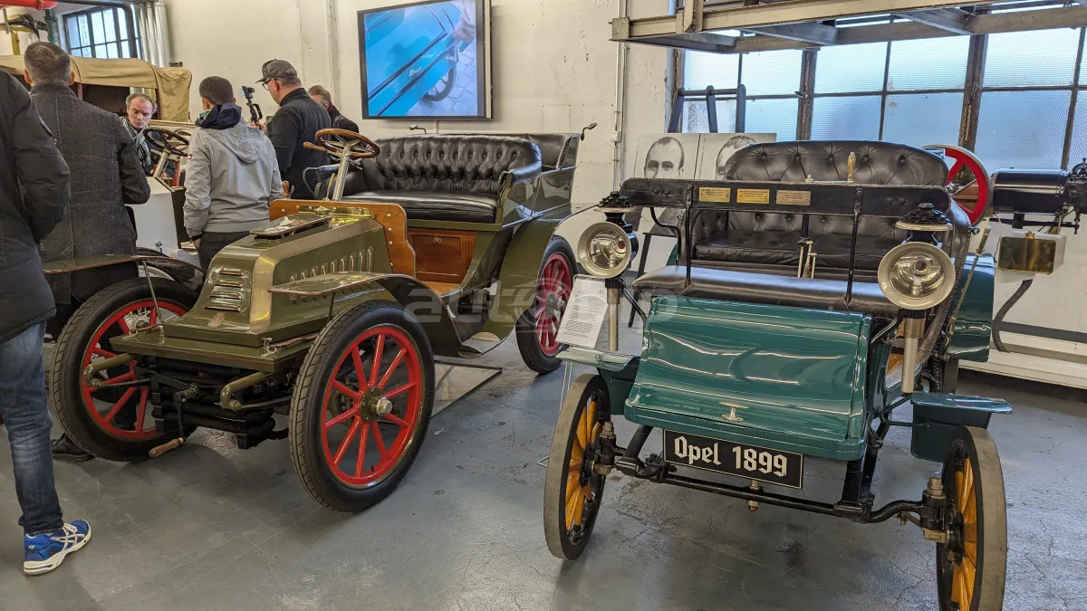 الحفاظ على التقاليد، واعتناق الدقة: رحلة في تراث أوبل الغني