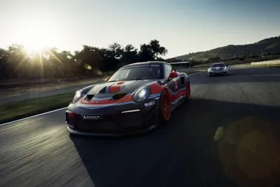 العرض العالمي الأول لبورش 911 GT2 RS كلوب سبورت بقوة 900 حصان في لوس أنجلوس