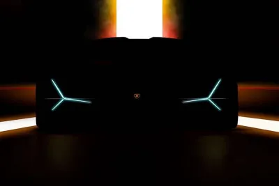 Lamborghini annonce un mystérieux nouveau modèle pour le salon de Frankfurt