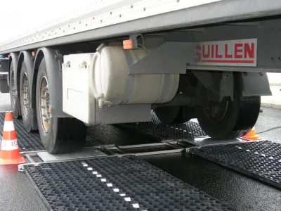 Des stations de pesage poids lourds pour bientôt