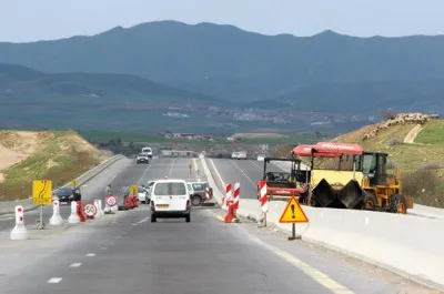 Mobilisation de 50 milliards DA pour l’entretien du réseau routier national