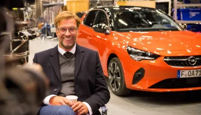 Opel lance la campagne de publicité pour la nouvelle Corsa avec Jürgen Klopp en vedette