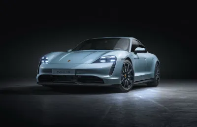 Porsche dévoile une version entrée de gamme de la Taycan, la 4S