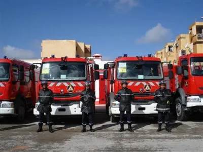 مصالح الحماية المدنية : عمليات التدخل لإعادة فتح الطرقات والأنفاق المغمورة بمياه الامطار