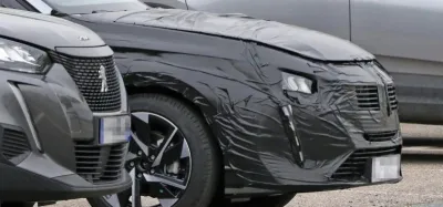 Nouveaux spyshots de la Peugeot 308