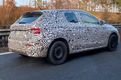 La nouvelle Skoda Fabia surprise avec un camouflage