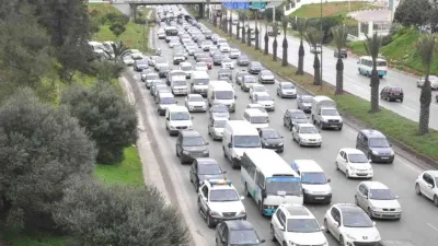 شاريع طرقات بالعاصمة: الحكومة تدرس مشروعي مرسومين تنفيذيين يتضمنان التصريح بالمنفعة العمومية