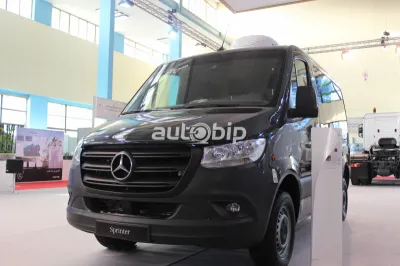 AMS -MB: le Mercedes-Benz Sprinter VIP disponible à la vente aux particuliers