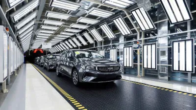 Geely: L&#039;importation puis la construction pour le marché algérien