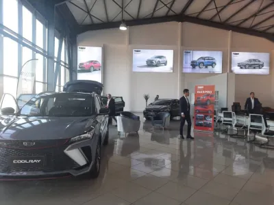 سيارات جيلي متوفرة للطلب برخصة المجاهدين، وهذه هي الأسعار