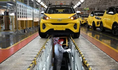 Construction automobile: le Ministre de l’Industrie reçoit des représentants de la marque chinoise Chery