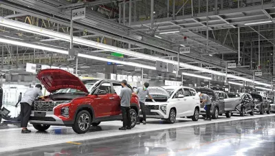 رئيس الجمهورية يأمر بإيلاء العناية التامة لمشروع هيونداي لتصنيع السيارات