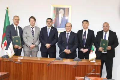 مناولة : توقيع بروتوكول إتفاق بين SPA ALGERIA FAW TRUCKS INDUSTRIES و COSIDER ALREM لتعزيز الإدماج المحلي