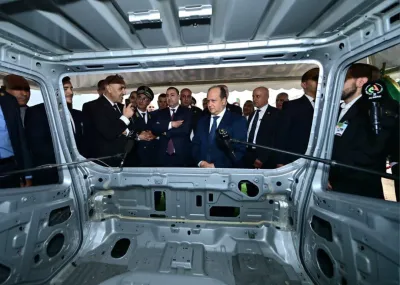 Le Premier ministre procède à Batna au lancement d'un projet d'usine de production de pièces et composants métalliques par emboutissage