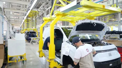 Trois phases pour localiser la fabrication des composants automobiles en Algérie