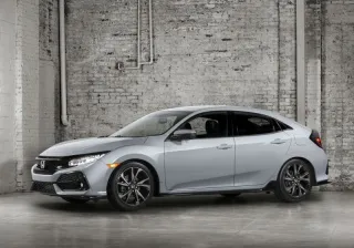 Nouvelle Honda Civic hatchback 2017 dévoilée