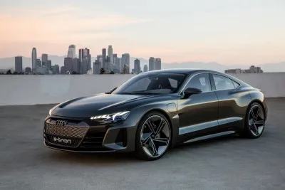AUDI dévoile un bolide électrique de 590ch