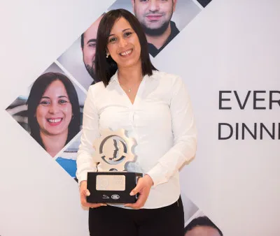Nassima Lahoussine, de SOPREM (Algérie) : Conseillère de service Jaguar Land Rover de l’année 2018