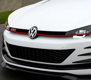 300 حصان تحت محرك GOLF GTI المستقبلية