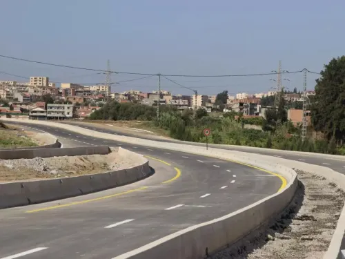 الجزائر العاصمة: وضع حيز الخدمة لمقطع من الطريق الرابط بين محول 5 جويلية وخرايسية