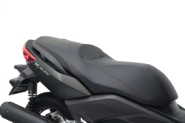 ياماها تطلق TMAX 2017 الجديد