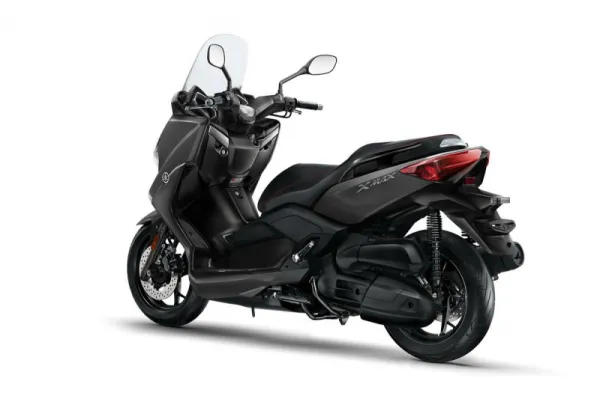 ياماها تطلق TMAX 2017 الجديد