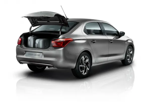 سيتروين تكشف عن سي-إليزي المحدثة الجديدة