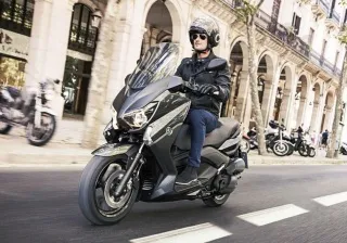 توفر ياماها X-Max لدى ProX4 بسعر 849.000 دج شامل كل الرسوم