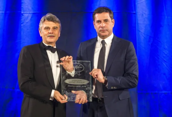 أوتوبيست: جاغوار لاند روفر تنتزع جائزة أفضل شركة للعام 2017