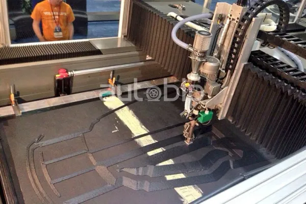 Une voiture complète réalisée avec une imprimante 3D