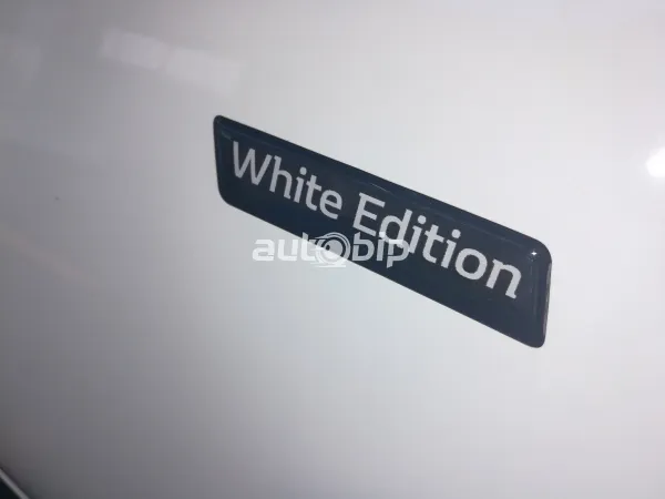 Renault Symbol: une nouvelle série "White Edition"