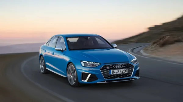 Audi: la nouvelle A4 restylée
