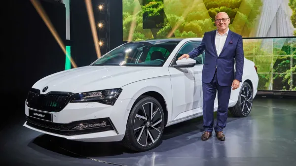 Skoda présente la Superb hybride rechargeable