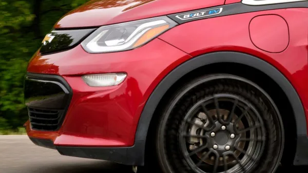 Michelin Uptis, le pneu sans air increvable