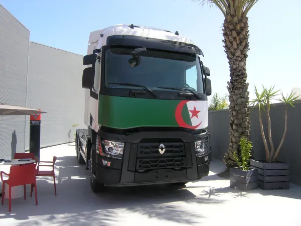 Renault Trucks El-Djazair, livraison du premier camion Made In Bladi