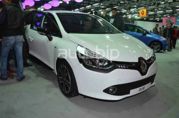 Salon Auto Alger 2015 / Renault: Les remises du salon
