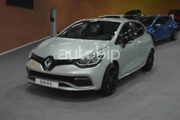 Salon Auto Alger 2015 / Renault Sport: Les remises du salon