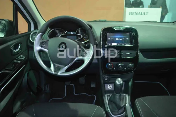 Salon Auto Alger 2015 / Renault: Clio 4 à partir de 1.243.000 DA