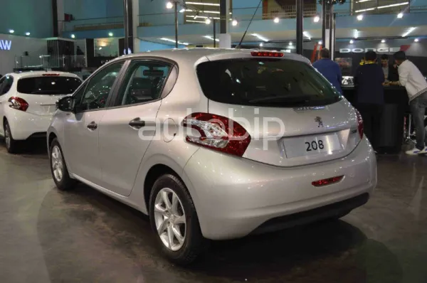 Salon Auto Alger 2015 / Peugeot: La 208 remisée jusqu'à 170.000 DA