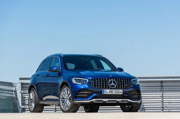 Mercedes dévoile le GLC 43 AMG restylé