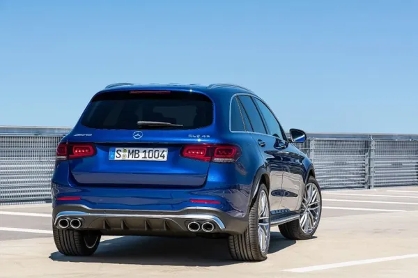 Mercedes dévoile le GLC 43 AMG restylé