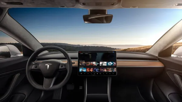 Netflix et Youtube bientôt disponibles dans les Tesla