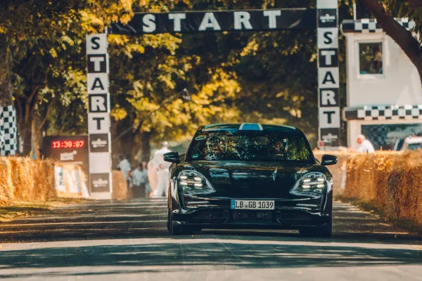 Porsche présentera officiellement la Taycan le 4 septembre prochain