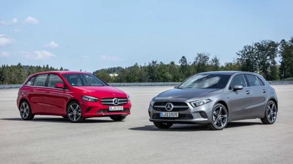 شركة Mercedes تطلق النسخة الكهربائية من A250 و B250