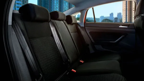 Volkswagen Virtus: une Polo berline au Brésil