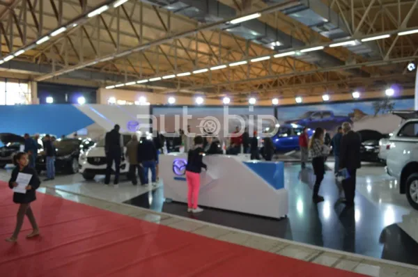 Salon Auto Alger 2015 / Mazda: Crédit 0% sur Mazda 3 et BT 50
