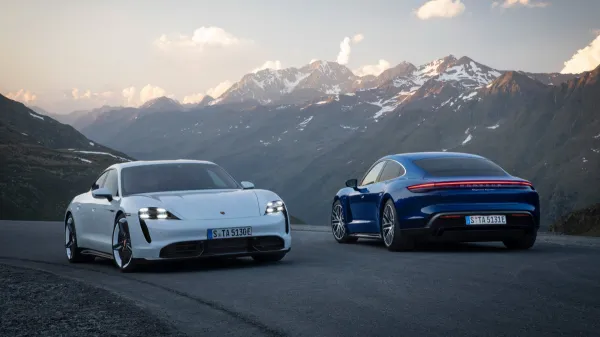 الإعلان عن Taycan , أول سيارة كهربائية لشركة Porsche